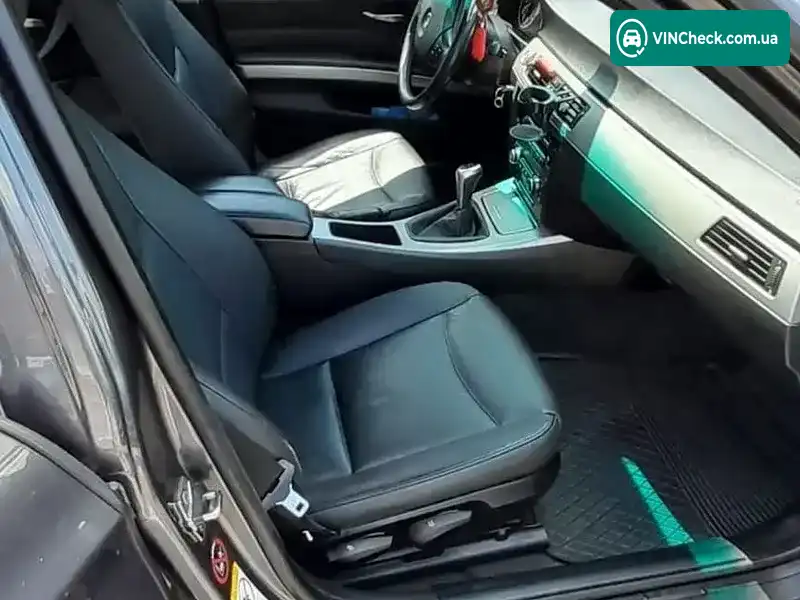 BMW 3 Series 2007, фото з оголошення 1 з 20, VIN WBAVG91030VG49959
