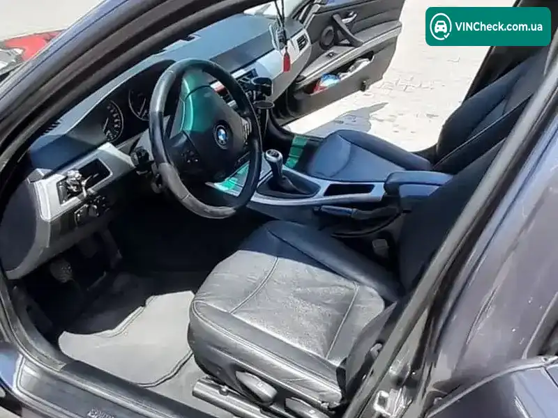 BMW 3 Series 2007, фото з оголошення 2 з 20, VIN WBAVG91030VG49959