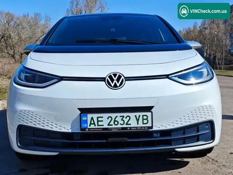 Volkswagen ID.3 2020, фото з оголошення 2 з 12, VIN WVWZZZE1ZMP010578