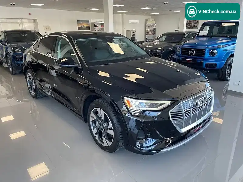 Audi e-tron 2022, фото з оголошення 1 з 20, VIN WA13AAGE3NB025174