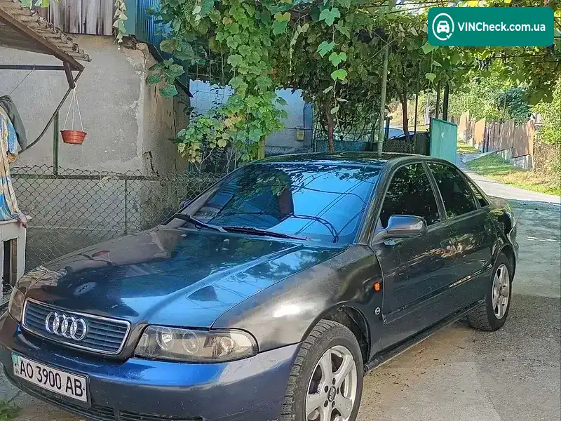 Audi A4 1995, фото з оголошення 1 з 17, VIN WAUZZZ8DZSA096005