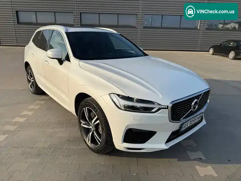Volvo XC60 2018, фото з оголошення 1 з 21, VIN YV1UZA8UCK1226733