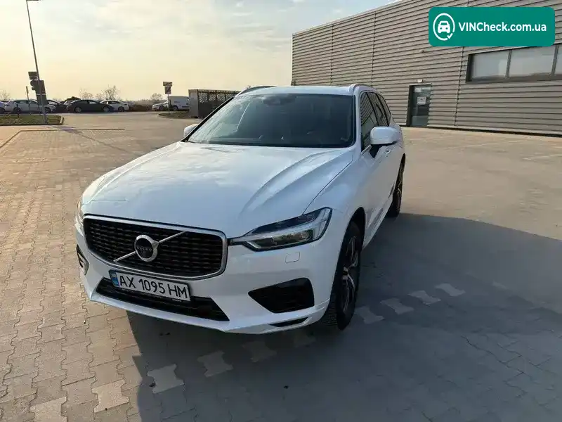 Volvo XC60 2018, фото з оголошення 2 з 21, VIN YV1UZA8UCK1226733