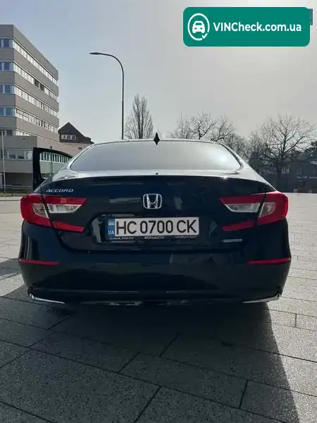 Honda Accord 2021, фото з оголошення 2 з 15, VIN 1HGCV3F53MA008016