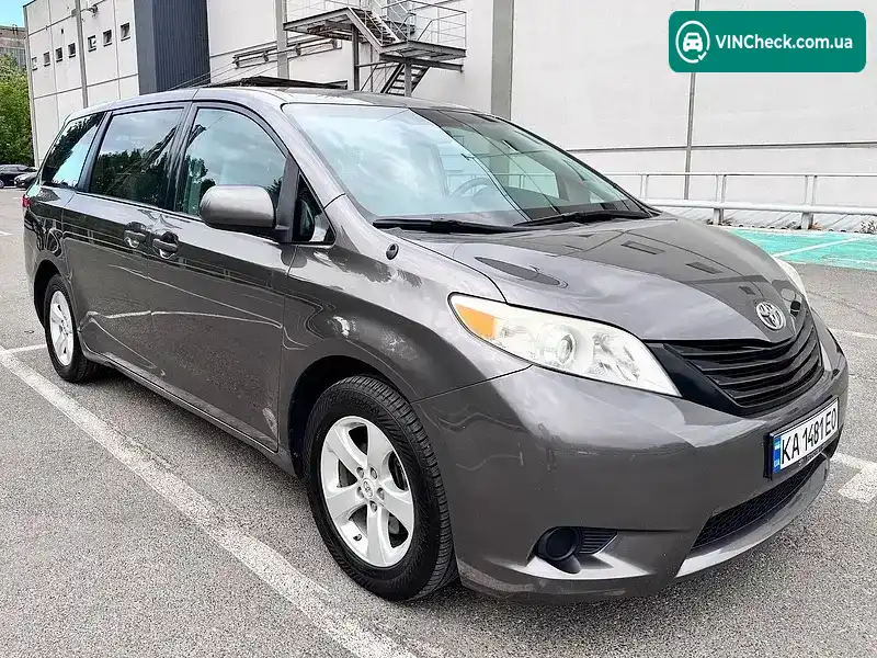 Toyota Sienna 2012, фото з оголошення 1 з 16, VIN 5TDKA3DC3CS012902