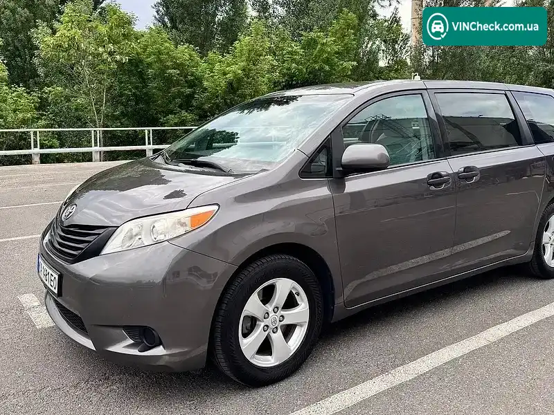 Toyota Sienna 2012, фото з оголошення 2 з 16, VIN 5TDKA3DC3CS012902