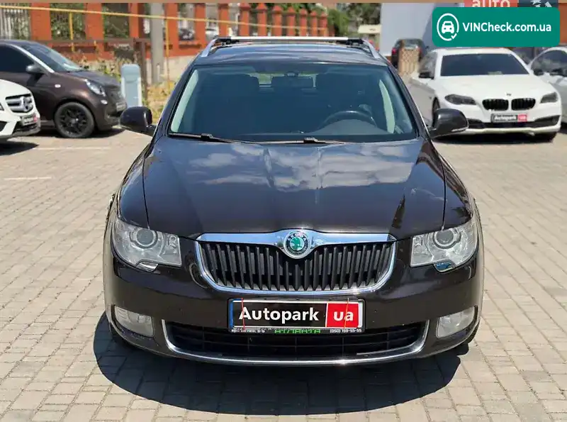 Skoda Superb 2012, фото з оголошення 2 з 20, VIN TMBJB83T9CB301314