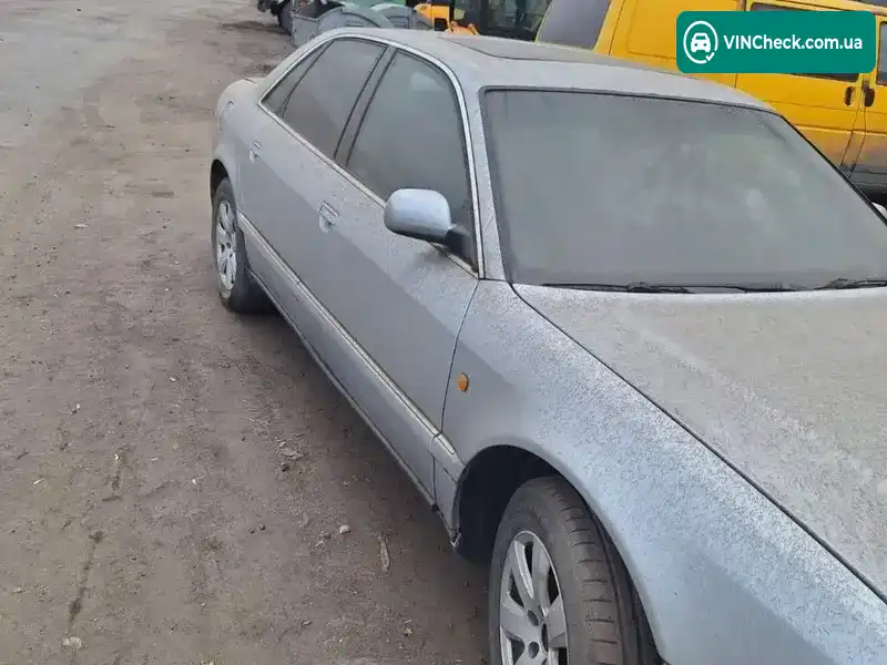 Audi A8 1998, фото з оголошення 2 з 8, VIN WAUZZZ4DZWN011165