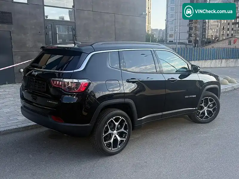 Jeep Compass 2024, фото з оголошення 2 з 19, VIN 3C4NJDCN2RT175979