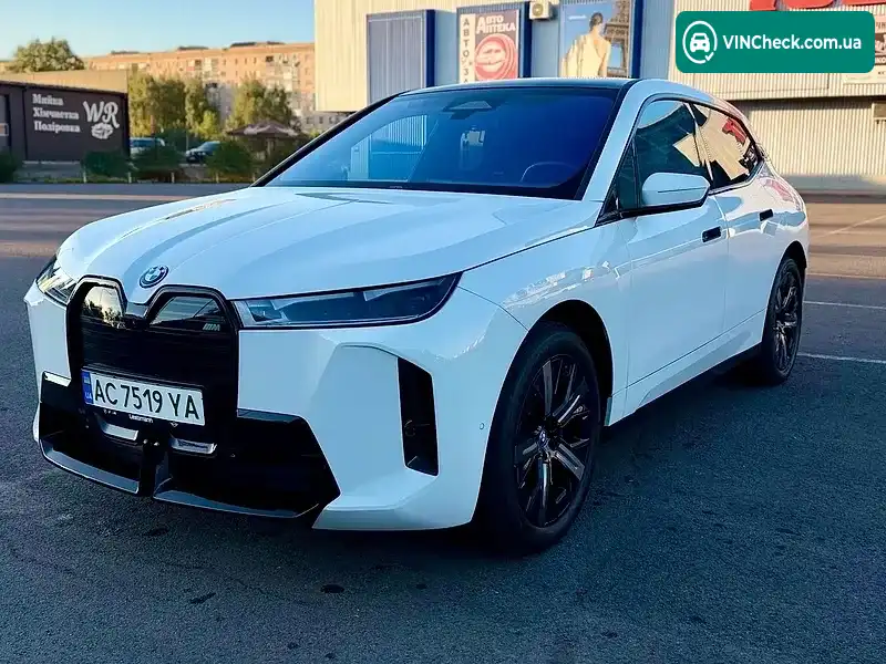 BMW iX 2024, фото з оголошення 1 з 20, VIN WB523CF09SCT98427
