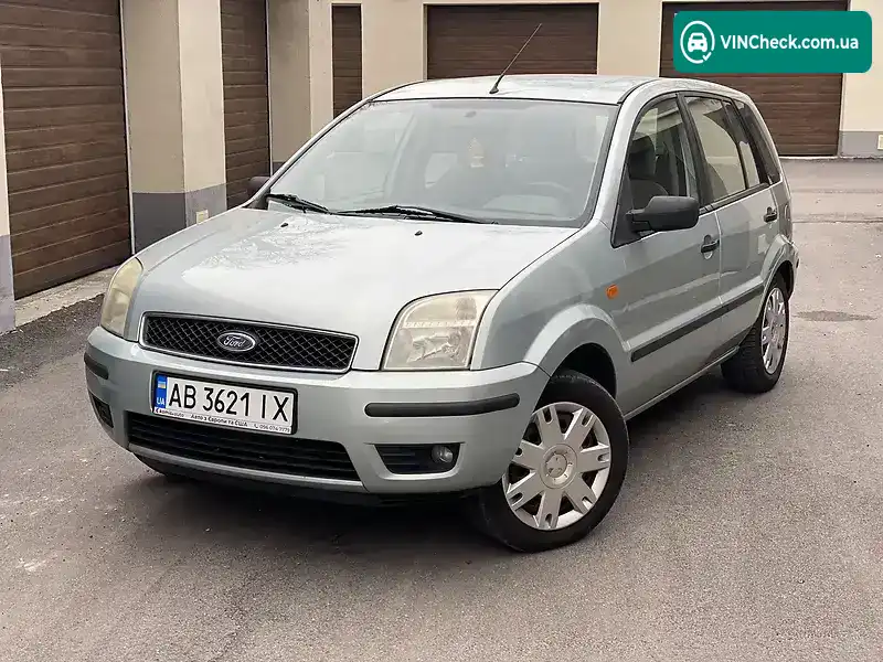 Ford Fusion 2004, фото з оголошення 1 з 12, VIN WF0UXXGAJU3T22704