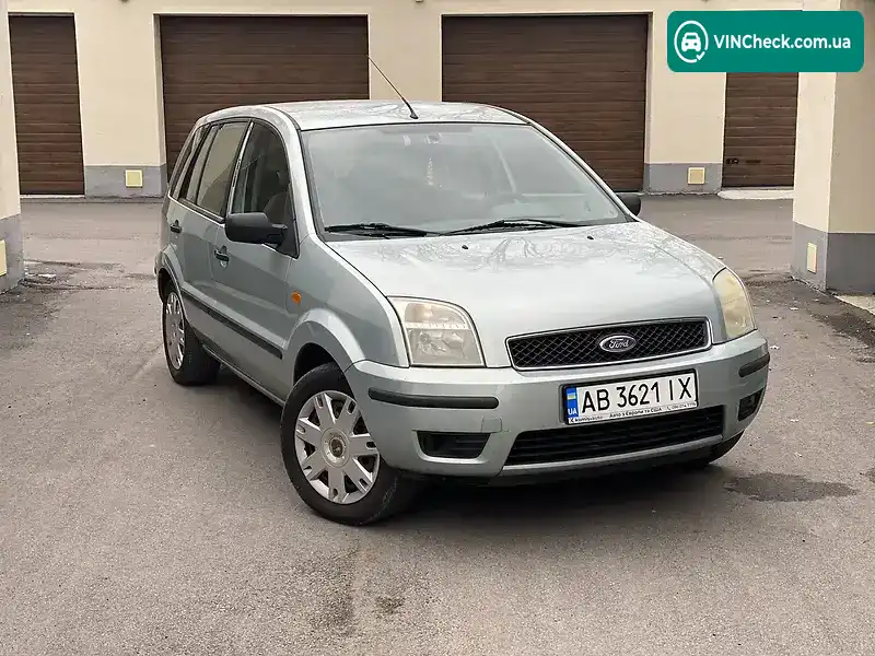 Ford Fusion 2004, фото з оголошення 2 з 12, VIN WF0UXXGAJU3T22704
