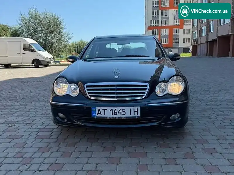 Mercedes-Benz C-Class 2004, фото з оголошення 1 з 20, VIN WDB2030421A757059