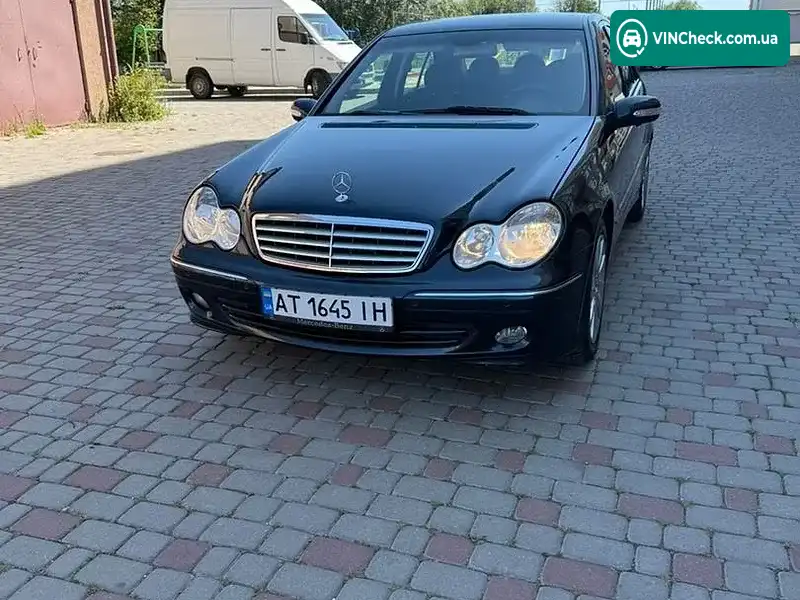 Mercedes-Benz C-Class 2004, фото з оголошення 2 з 20, VIN WDB2030421A757059