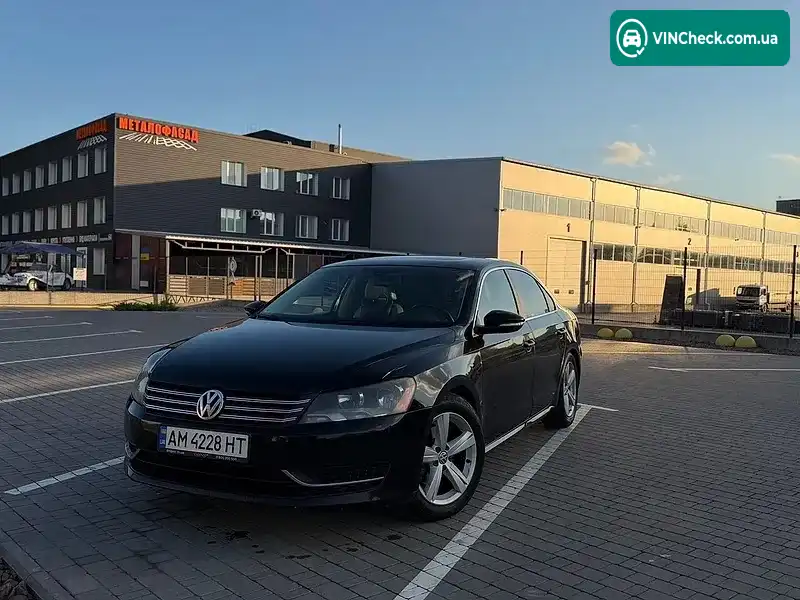 Volkswagen Passat 2012, фото з оголошення 1 з 20, VIN 1VWBH7A36CC060383