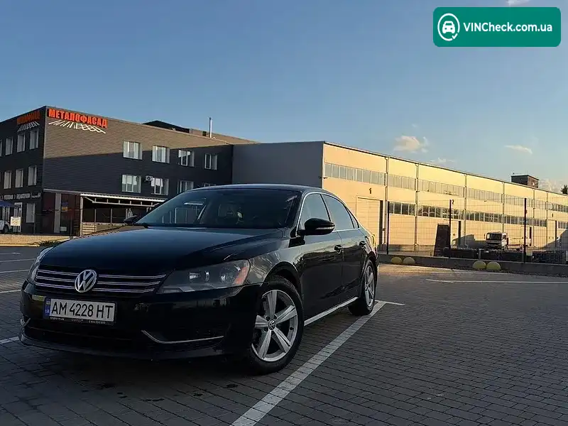 Volkswagen Passat 2012, фото з оголошення 2 з 20, VIN 1VWBH7A36CC060383