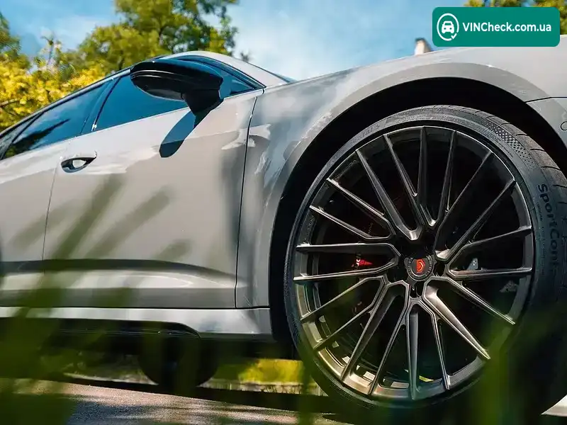 Audi RS6 2021, фото з оголошення 2 з 20, VIN WUAZZZF22NN900809
