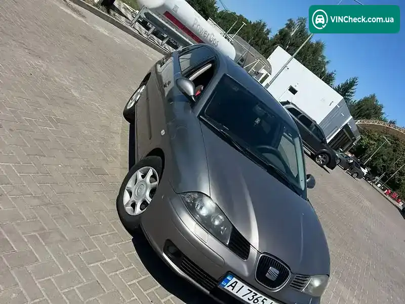 SEAT Ibiza 2004, фото з оголошення 1 з 10, VIN VSSZZZ6LZ4R181496