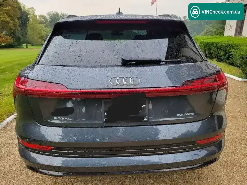 Audi e-tron 2021, фото з оголошення 1 з 10, VIN WA1AAAGE8MB037214