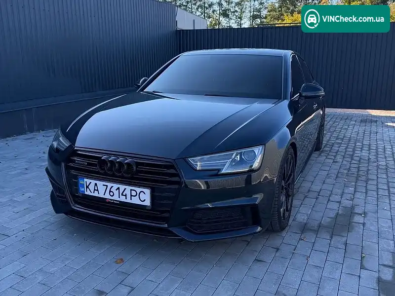 Audi A4 2017, фото з оголошення 2 з 11, VIN WAUANAF4XJA065548