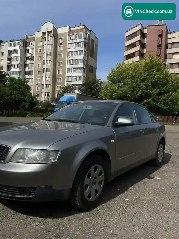 Audi A4 2004, фото з оголошення 1 з 11, VIN WAUZZZ8E94A191576