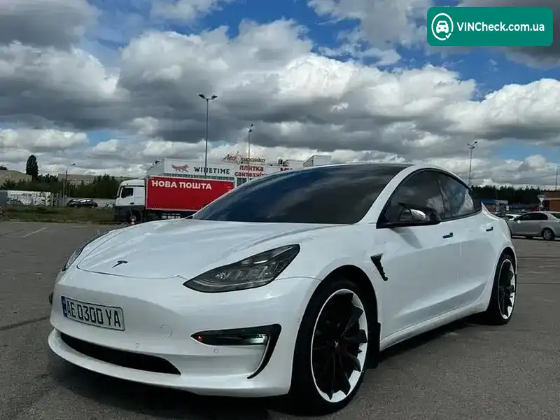 Tesla Model 3 2019, фото з оголошення 1 з 13, VIN 5YJ3E1EB7KF454992