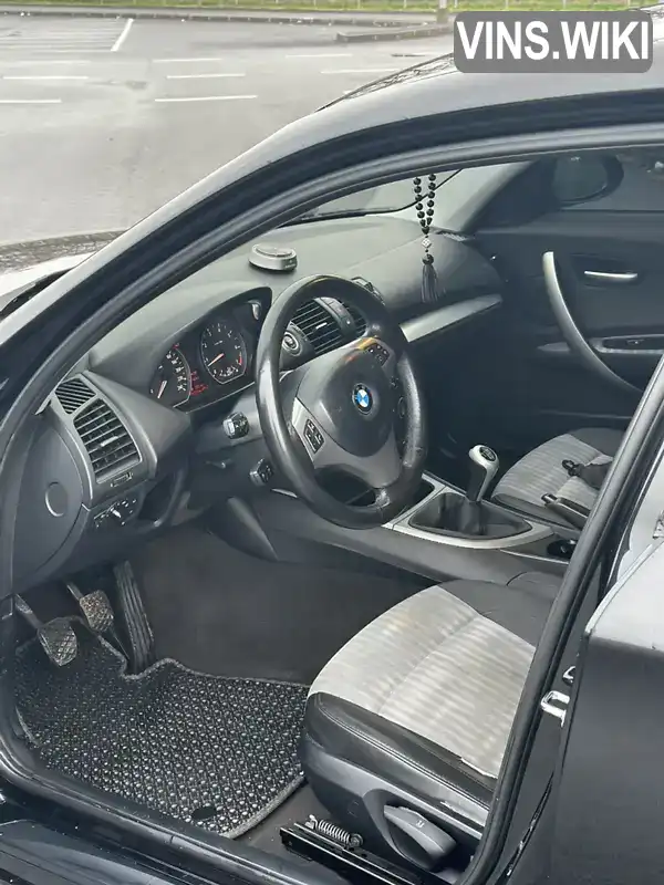 BMW 1 Series 2005, фото з оголошення 2 з 12, VIN WBAUF31070PY20869