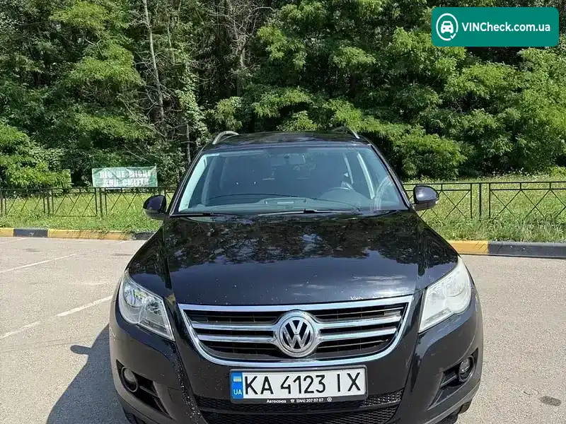 Volkswagen Tiguan 2011, фото з оголошення 1 з 20, VIN WVGBV7AX5BW549087