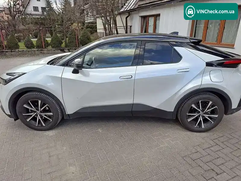 Toyota C-HR 2024, фото з оголошення 2 з 8, VIN JTPABAAA50R025065