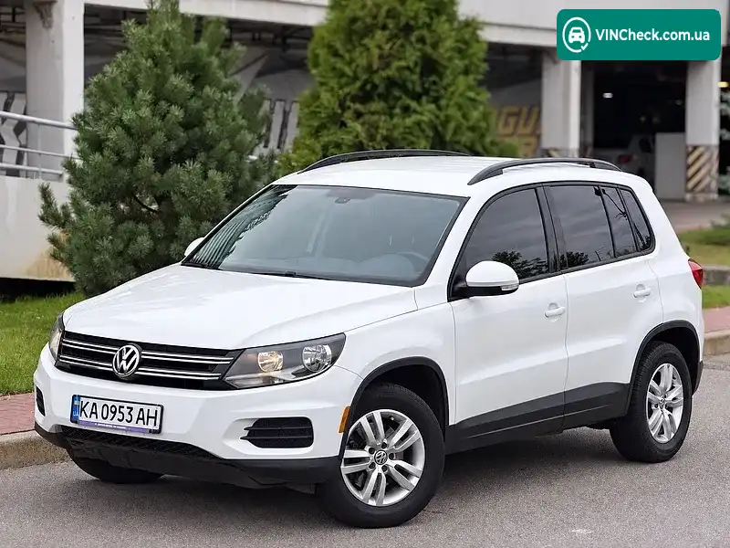 Volkswagen Tiguan 2017, фото з оголошення 1 з 19, VIN WVGAV7AX7HK029565