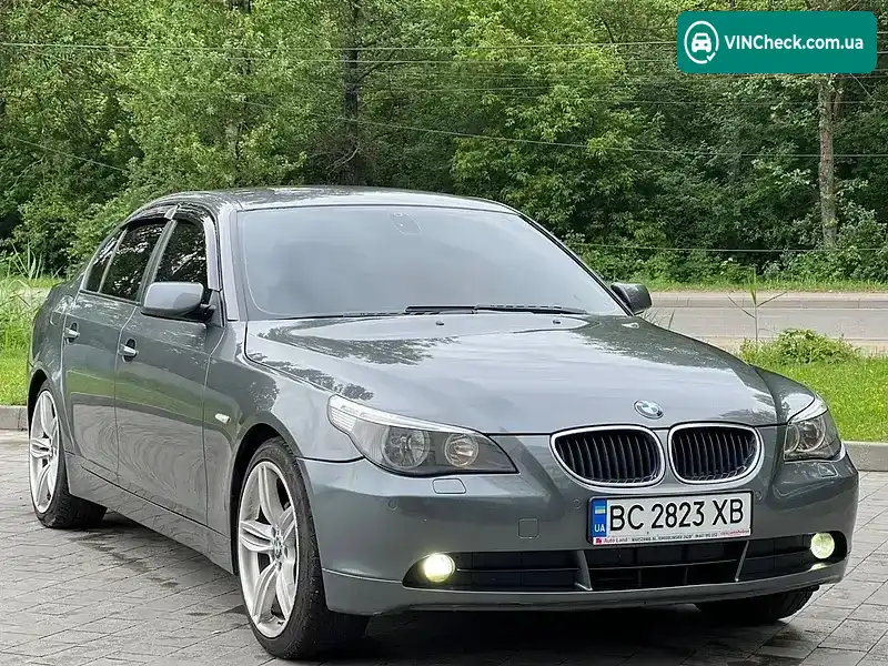 BMW 5 Series 2004, фото з оголошення 2 з 20, VIN WBANA320X0B352523