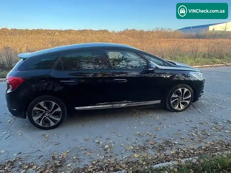 Citroen DS5 2012, фото з оголошення 2 з 18, VIN VF7KF9HD8CS523086