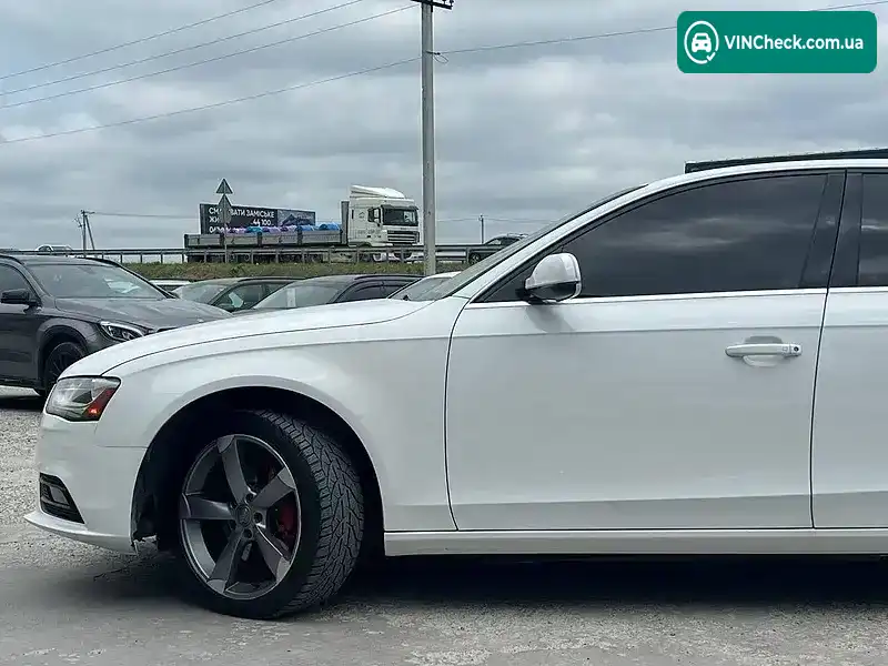 Audi A4 2012, фото з оголошення 2 з 20, VIN WAUAFAFL8DN029214