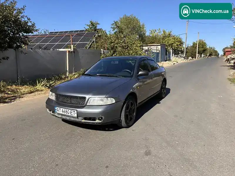 Audi A4 1998, фото з оголошення 1 з 8, VIN WAUZZZ8DZWA169112