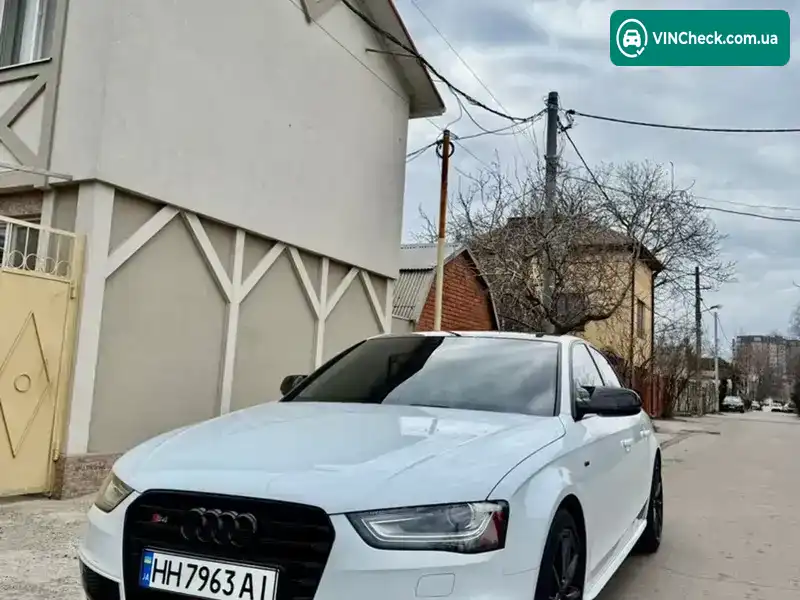 Audi A4 2015, фото з оголошення 1 з 19, VIN WAUAFAFL9GN003600