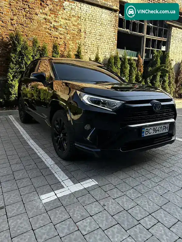 Toyota RAV4 2020, фото з оголошення 2 з 19, VIN 2T3RWRFV4LW076396