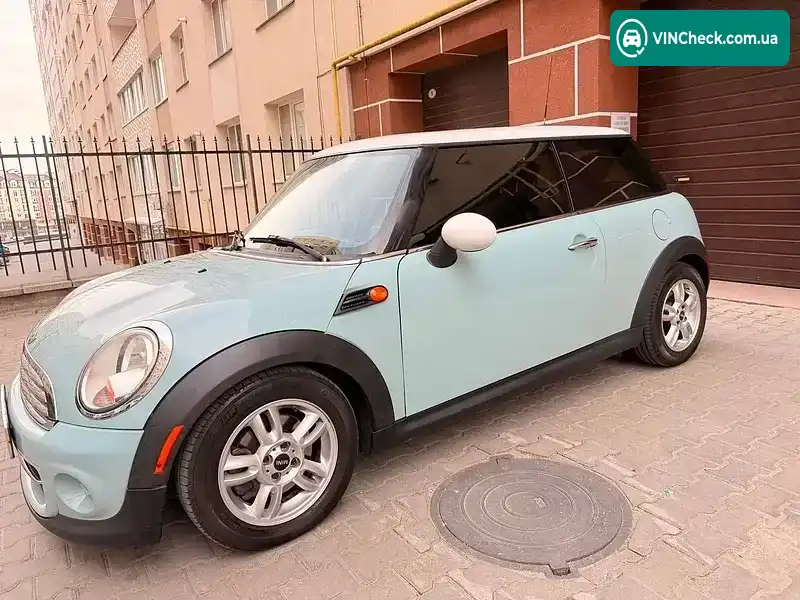 MINI Hatch 2013, фото з оголошення 2 з 13, VIN WMWSU3C59DT688149
