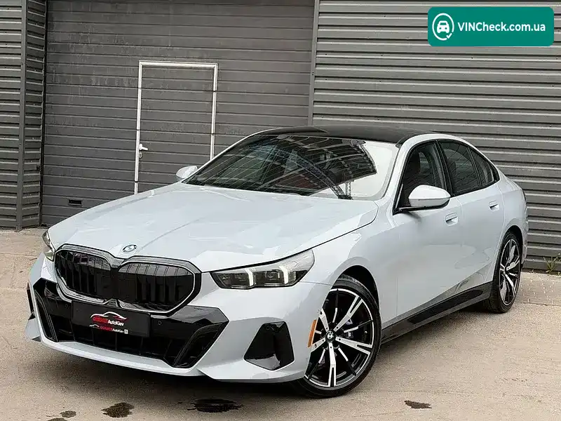 BMW 5 Series 2025, фото з оголошення 2 з 20, VIN WBA43FJ01TCU95769