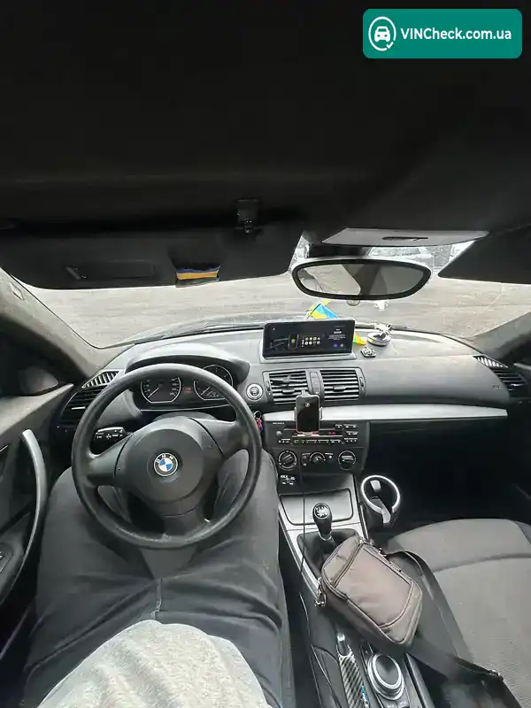 BMW 1 Series 2005, фото з оголошення 2 з 14, VIN WBAUG31080PU45331