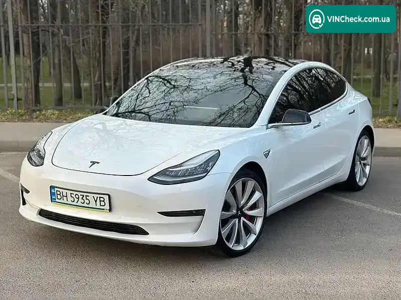 Tesla Model 3 2019, фото з оголошення 1 з 18, VIN 5YJ3E1EB8KF487886