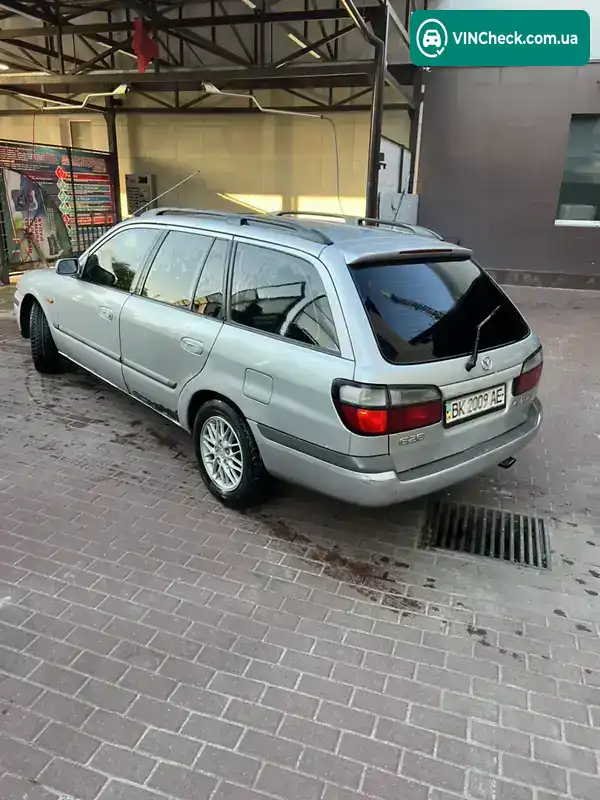 Mazda 626 1998, фото з оголошення 2 з 7, VIN JMZGW19S201104059