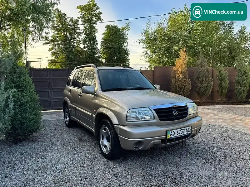 Suzuki Grand Vitara 2004, фото з оголошення 2 з 20, VIN JSAFTL62V00200033
