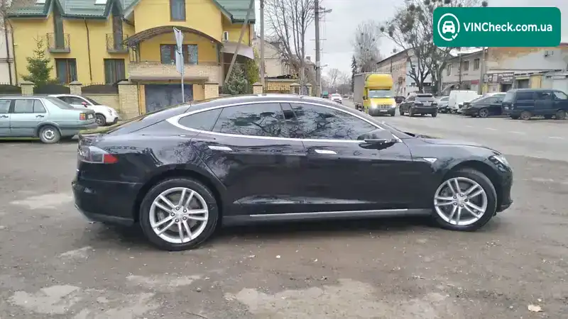 Tesla Model S 2015, фото з оголошення 2 з 16, VIN 5YJSA1E21FF113178