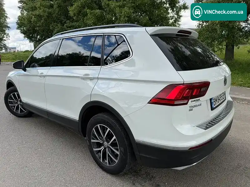 Volkswagen Tiguan 2020, фото з оголошення 2 з 15, VIN 3VV3B7AX4LM141023