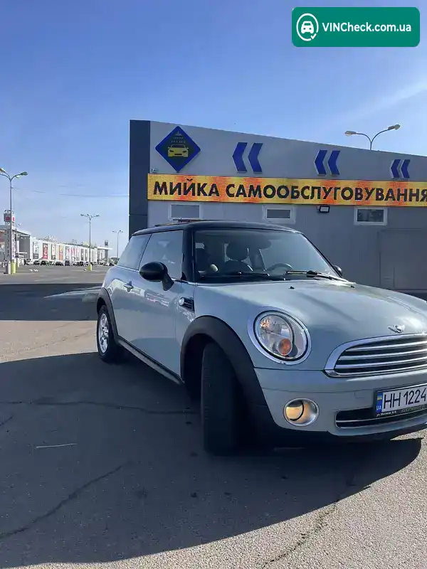 MINI Hatch 2011, фото з оголошення 2 з 10, VIN WMWSU3C58CT256392