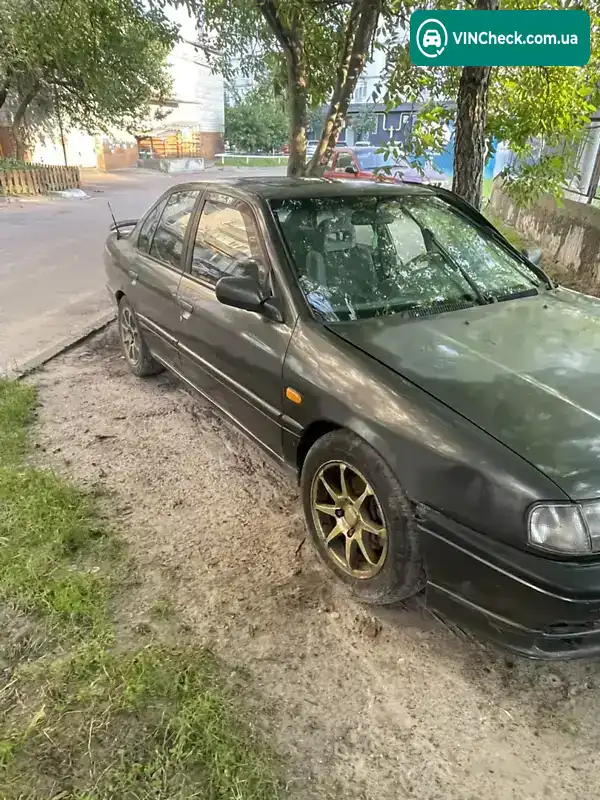 Nissan Primera 1990, фото з оголошення 2 з 11, VIN SJNBCAP10U0057884