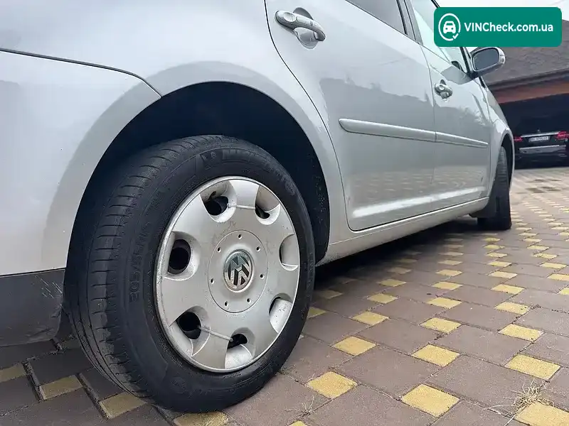 Volkswagen Touran 2008, фото з оголошення 2 з 16, VIN WVGZZZ1TZ9W003964