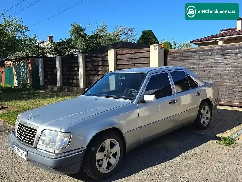 Mercedes-Benz E-Class 1995, фото з оголошення 1 з 13, VIN WDB1240281C253996