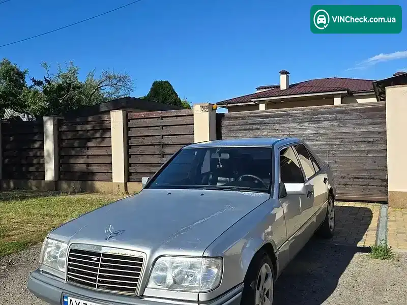 Mercedes-Benz E-Class 1995, фото з оголошення 2 з 13, VIN WDB1240281C253996
