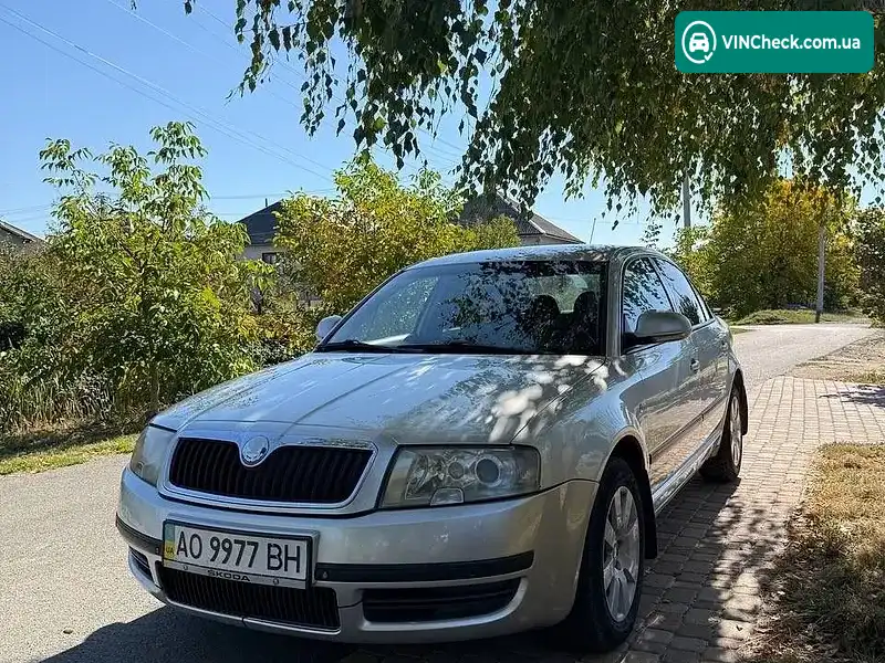 Skoda Superb 2006, фото з оголошення 1 з 11, VIN TMBDL23U17B300017